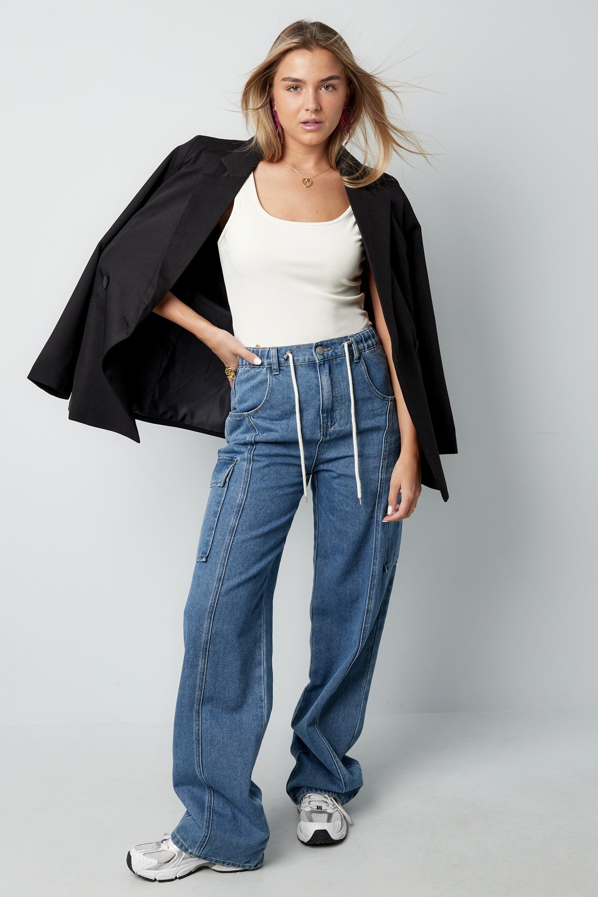 Denim cargo jeans confidence