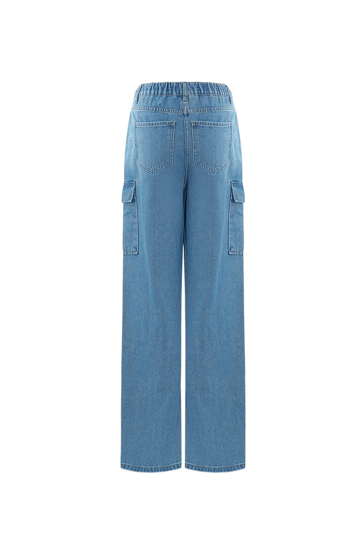 Denim cargo jeans confidence