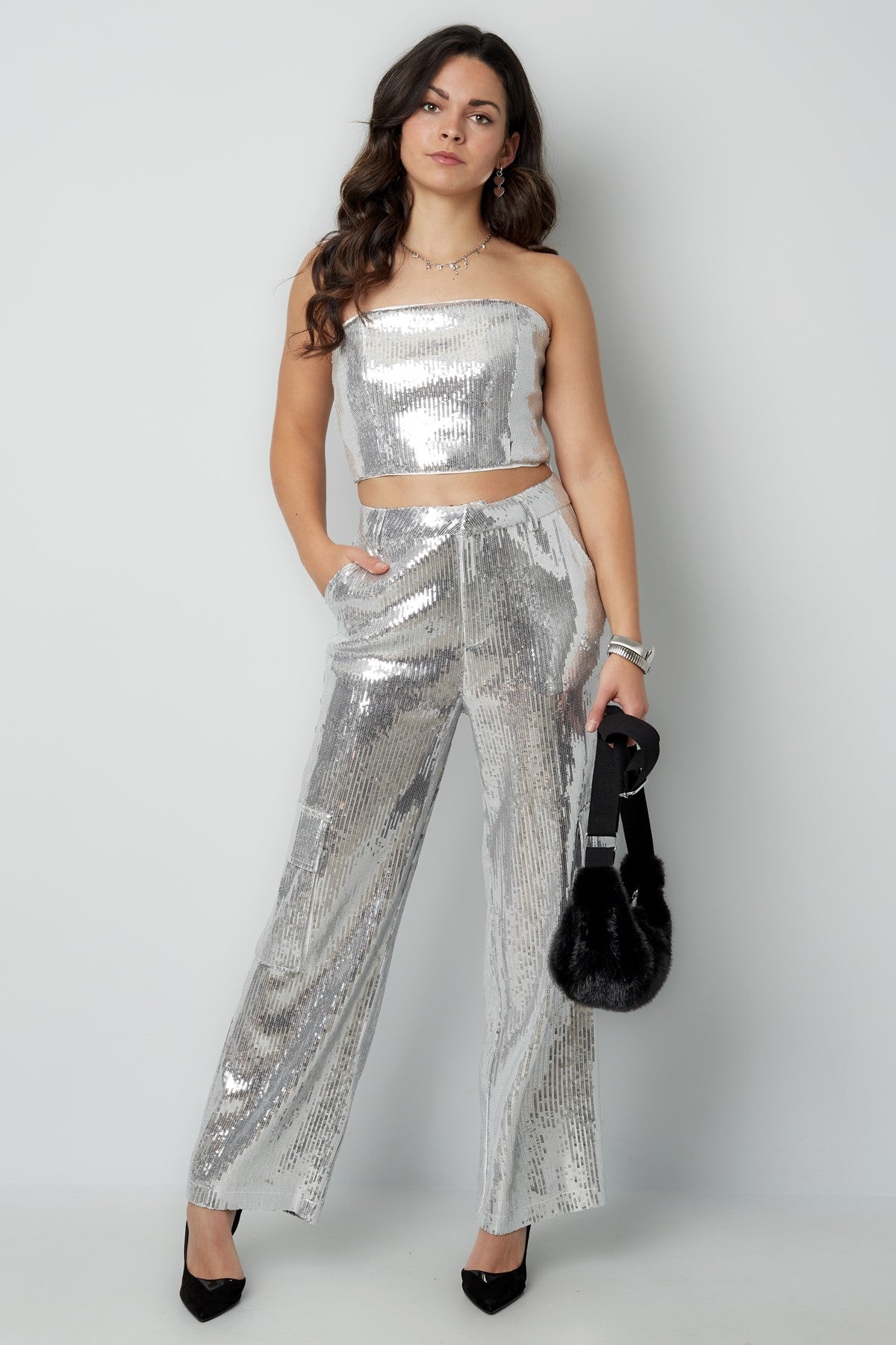 Glitter cargo