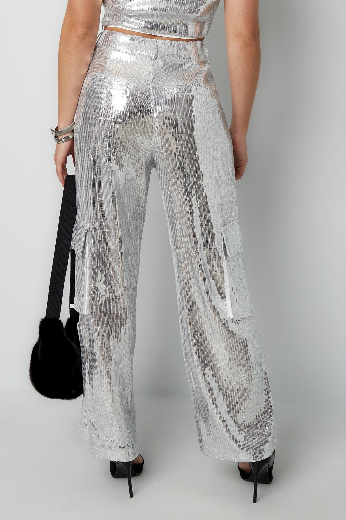 Glitter cargo