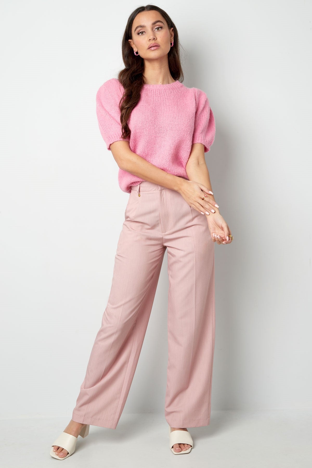 Basic shirt met pofmouwen