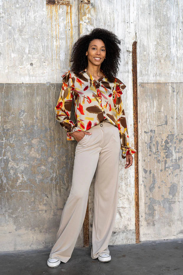 Satijnen blouse met bloemen