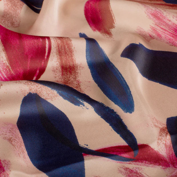 Satijnen blouse met bloemen