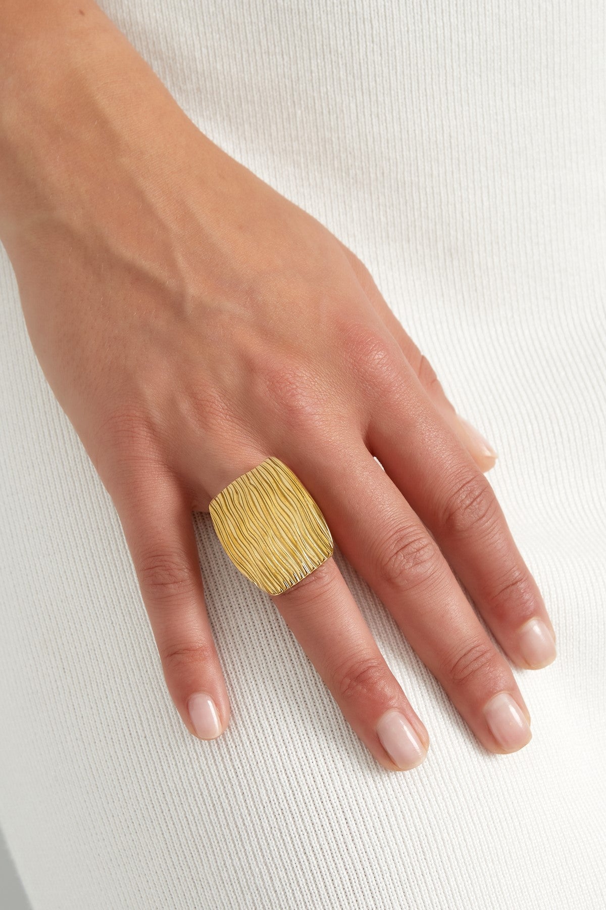 Gestructureerd vierkante ring