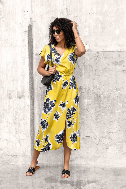 Satijnen midi jurk met bloem motief