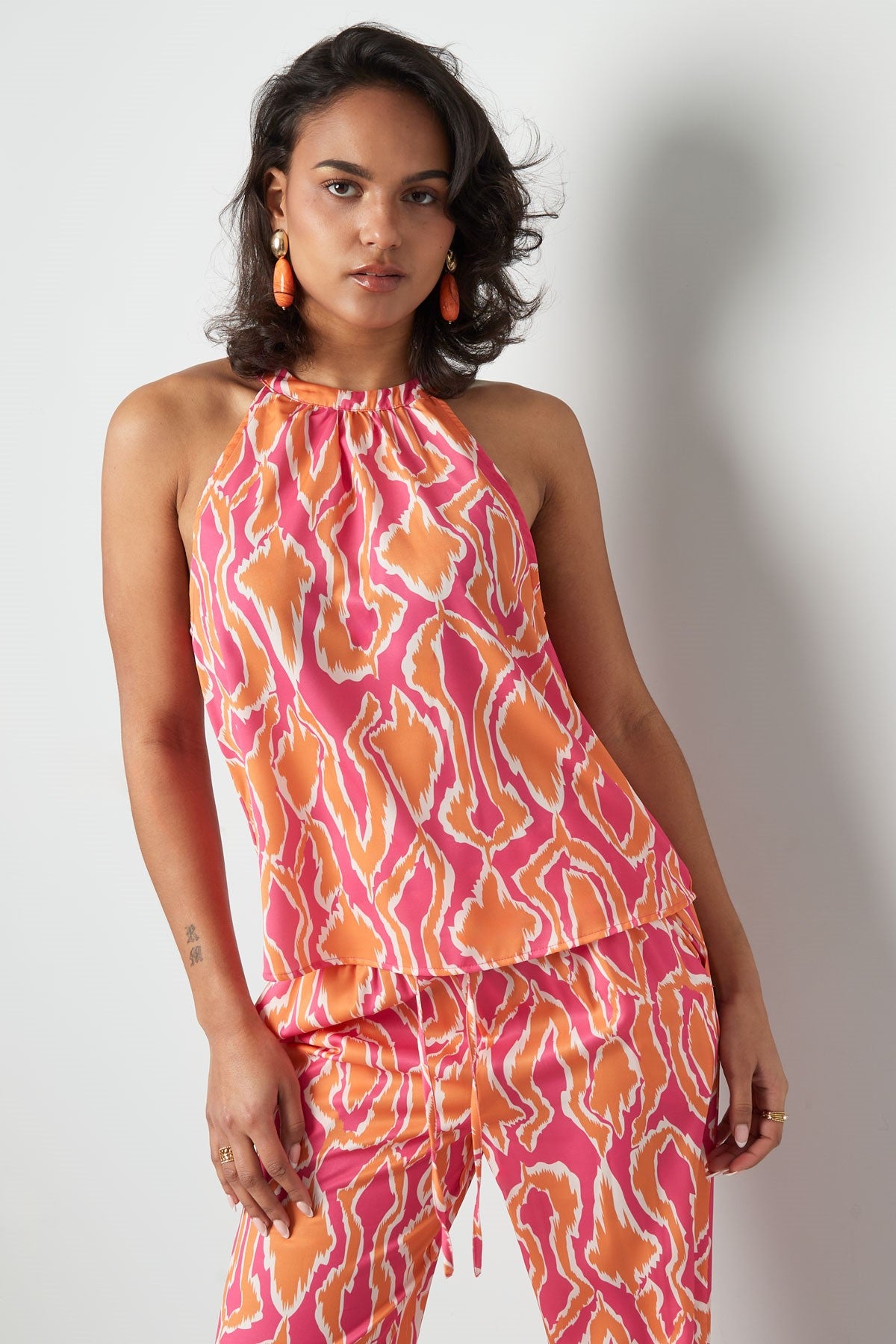 Buntes Neckholder-Top mit Print