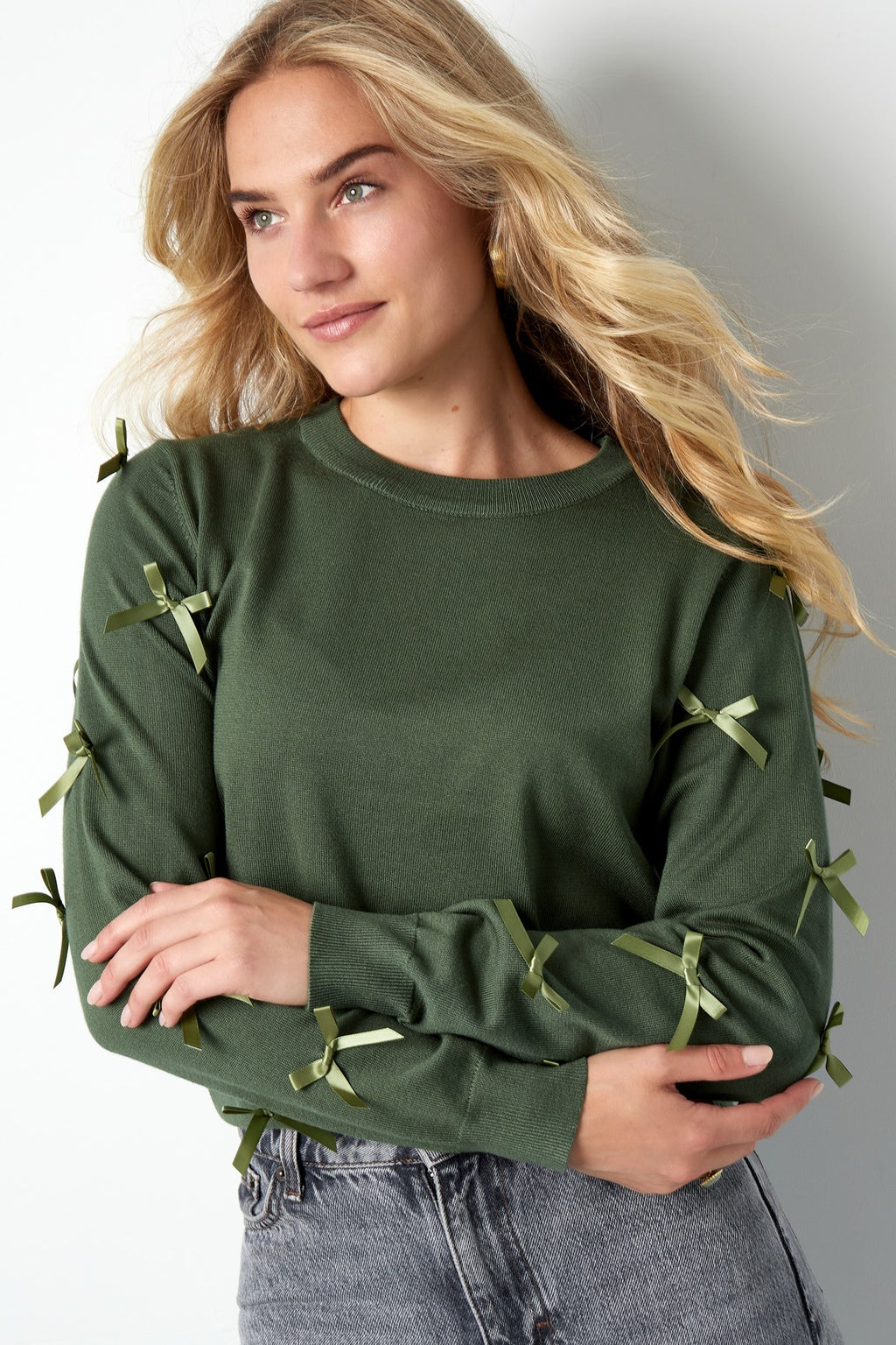 Viscose Top with Long Sleeves & Bows – Soft & Flowy | Fuchsia, Green, White & Black | S/M-L/XL