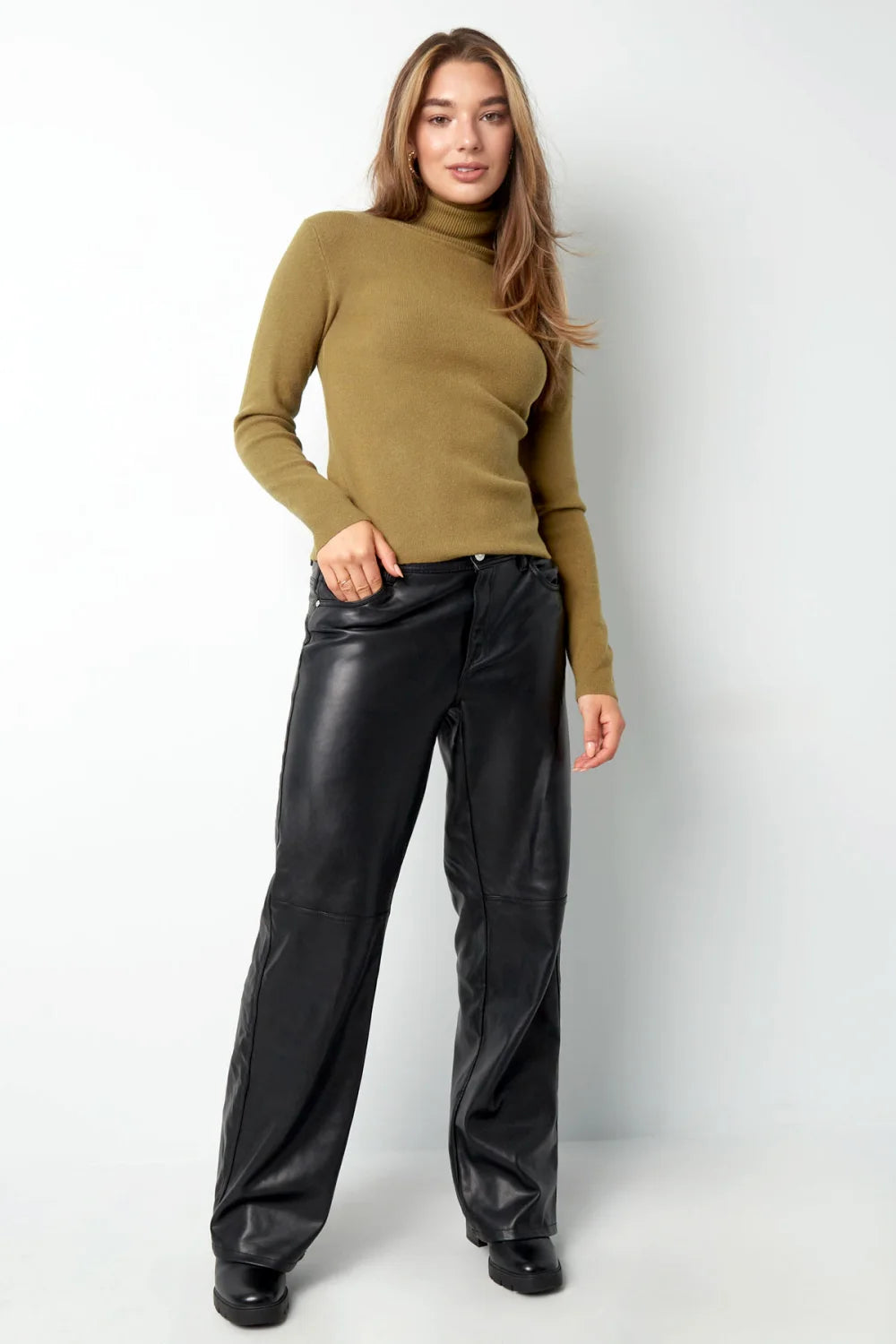 Viscose Women's Turtleneck Top with Long Sleeves