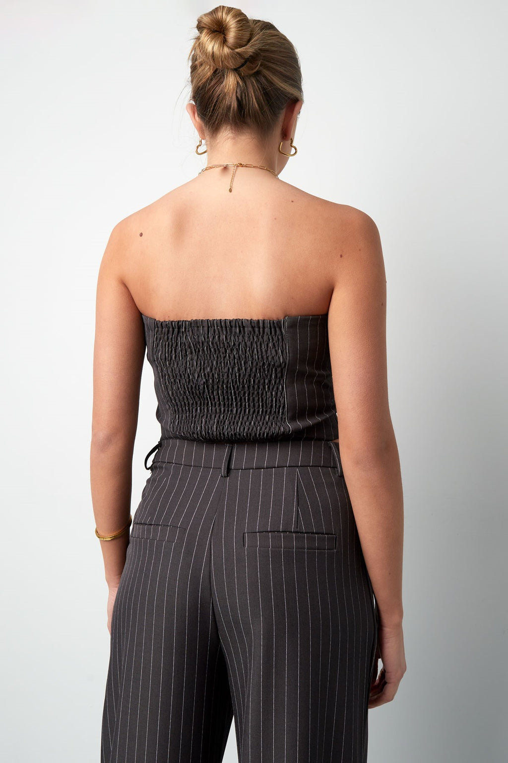 Mouwloze Pinstripe Top | Dames Gestructureerde Top | Grijs & Bordeaux