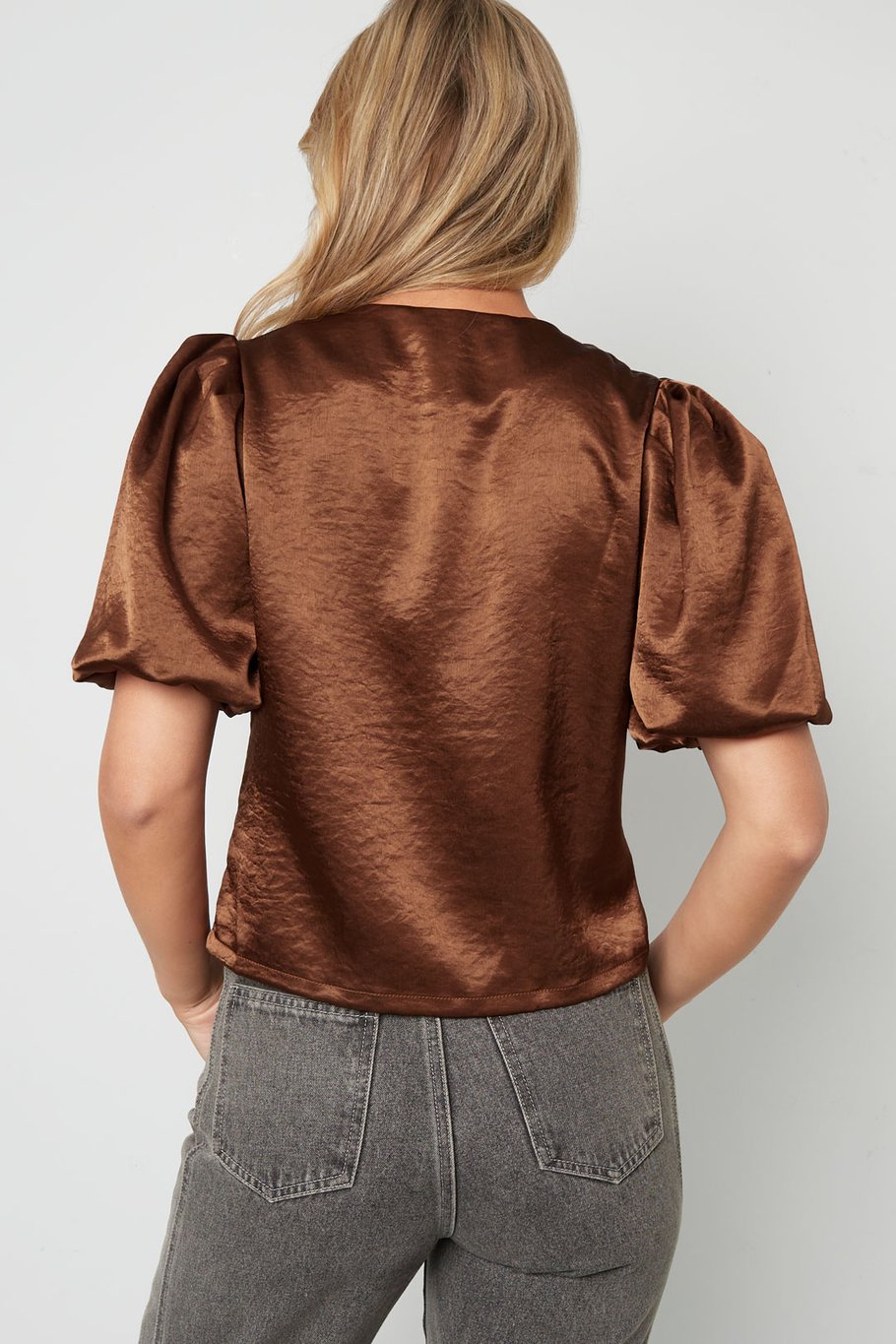 Statement top met pofmouwen