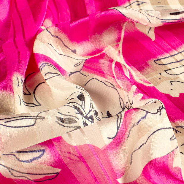 Chiffon-Oberteil mit Blumen | Größen 34-52 | Colors Store