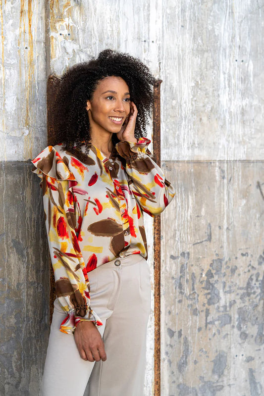 Satijnen blouse met bloemen