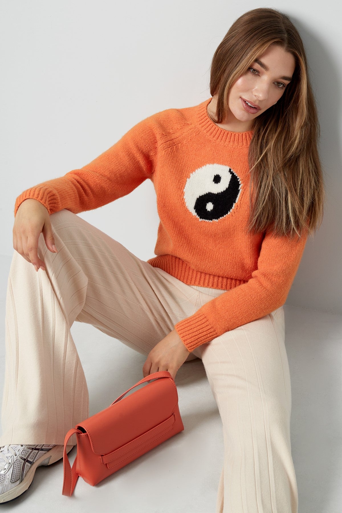 Knitted Sweater Women Yin Yang | Round Neck & Striking Symbol