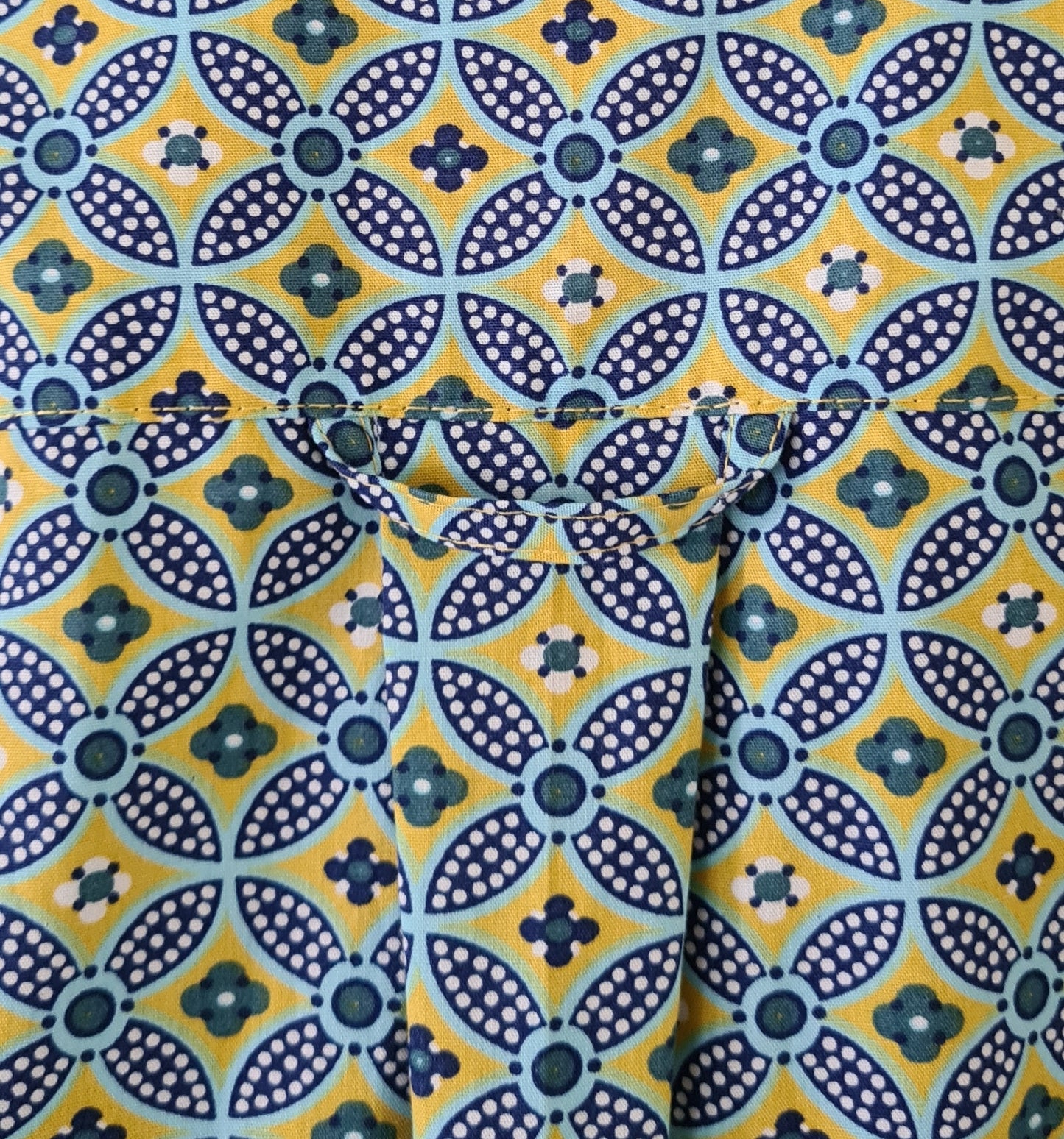 Herrenhemd Kurzarm | Abstraktes Muster Gelb/Blau/Grün | 100 % Baumwolle