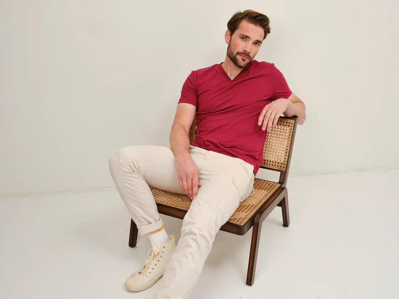 Herren T-Shirt V-Ausschnitt – 95% Baumwolle | Stretch-Jersey | Rot, Petrol & Camel | 46-58