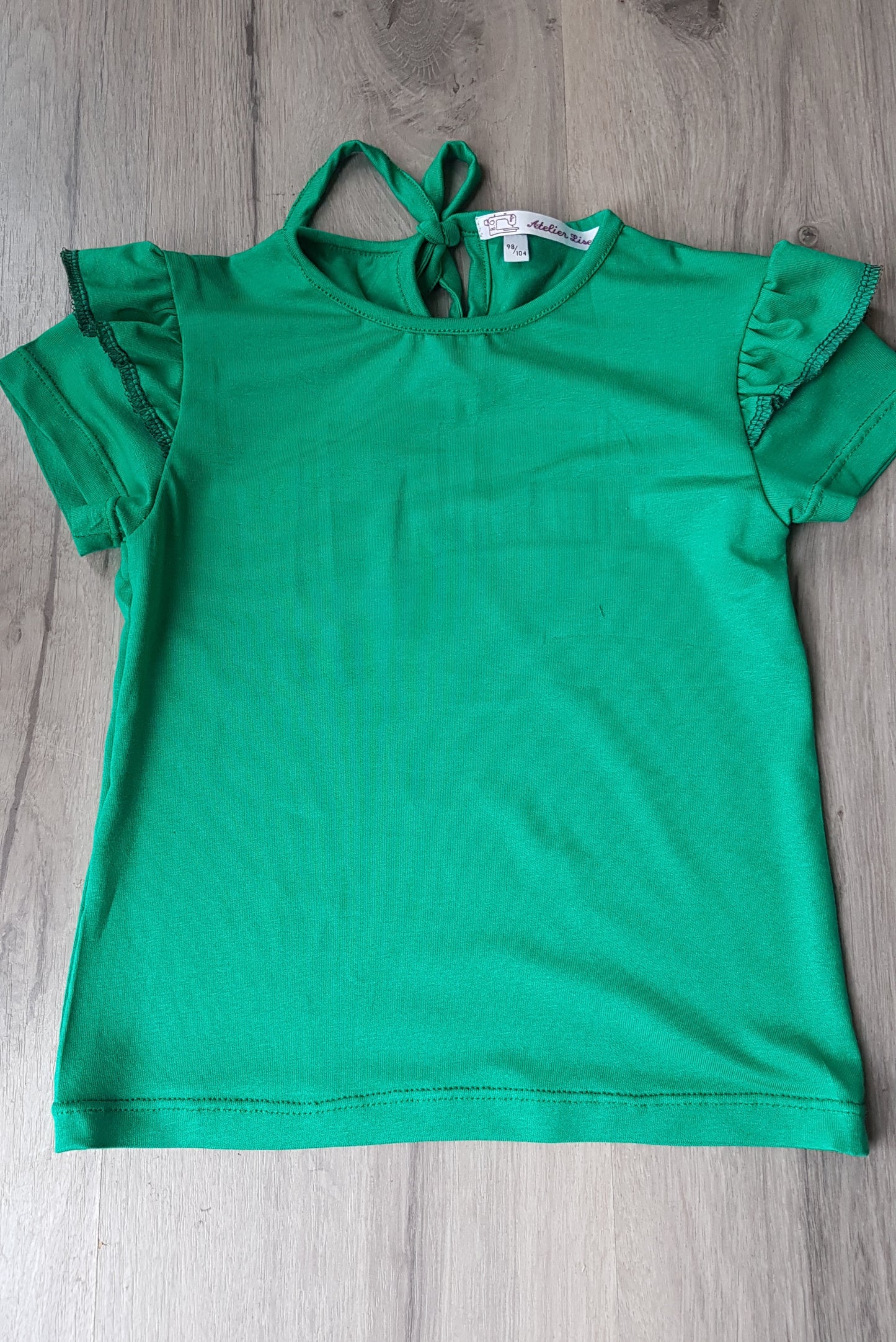 Girls' ruffled t-shirt