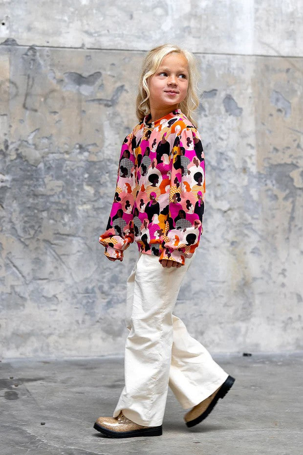 Sweater digital people