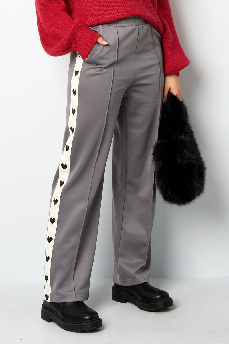 Broek met hartjes zijkant