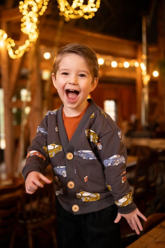 Weste mit Autos | Jungen Sweatjacke