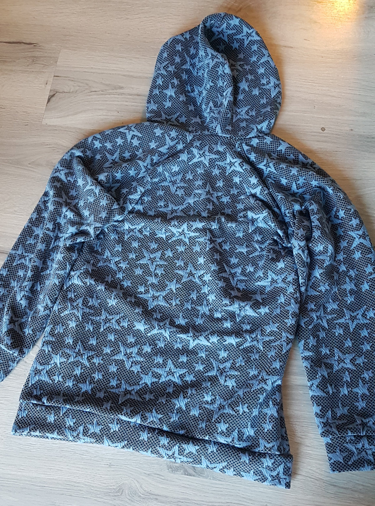 Zachte Jongenshoodie met Sterren | Blauw of Geel