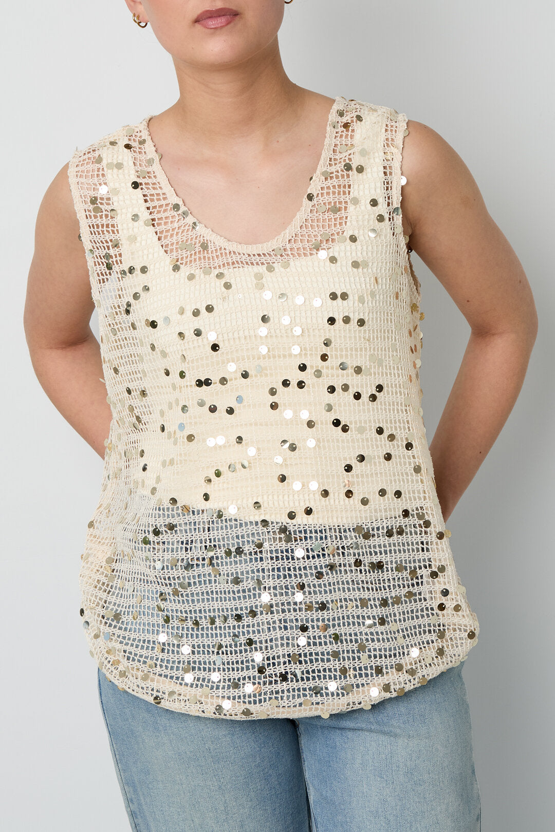 Gehaakte strand top met glittter detail