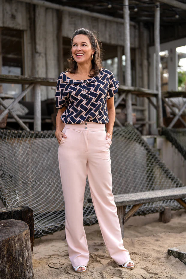 Gabardine Damenhose | Breiter Bund & Eingrifftaschen | Lachs | Größe 34-52