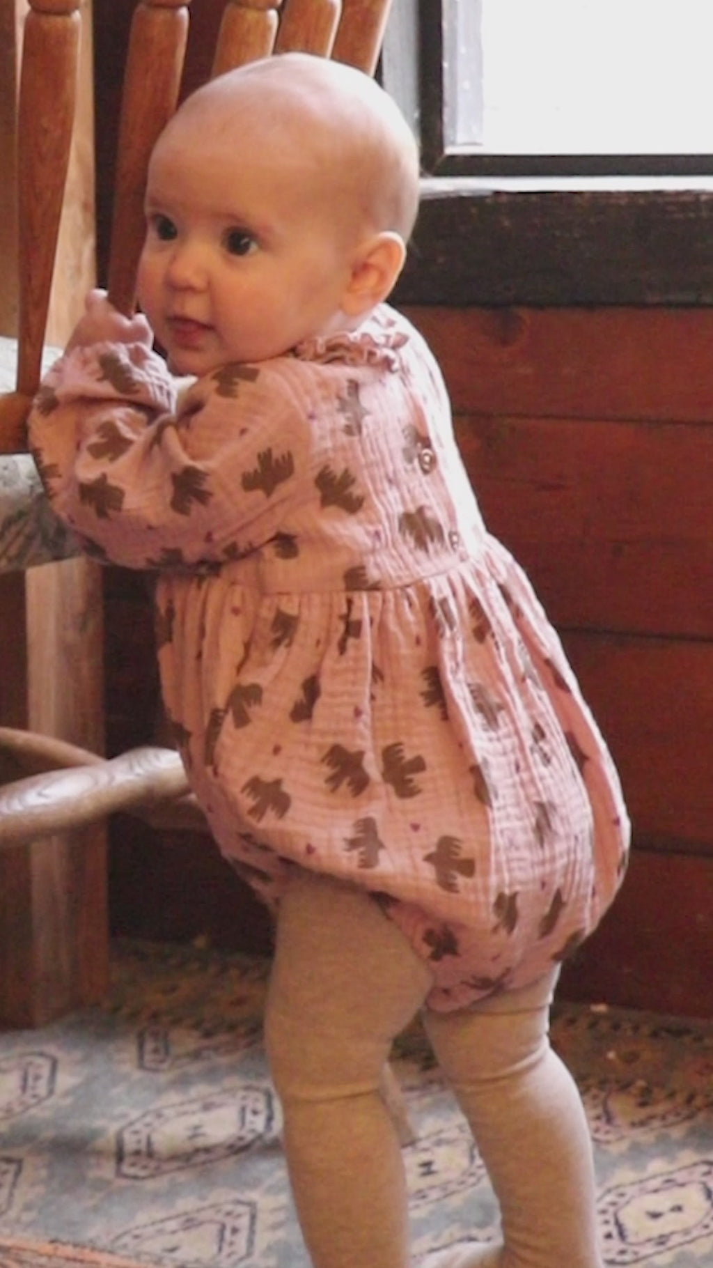 Baby Playsuit Daisy met Vogel Print | Hydrofiel Katoen | Roze